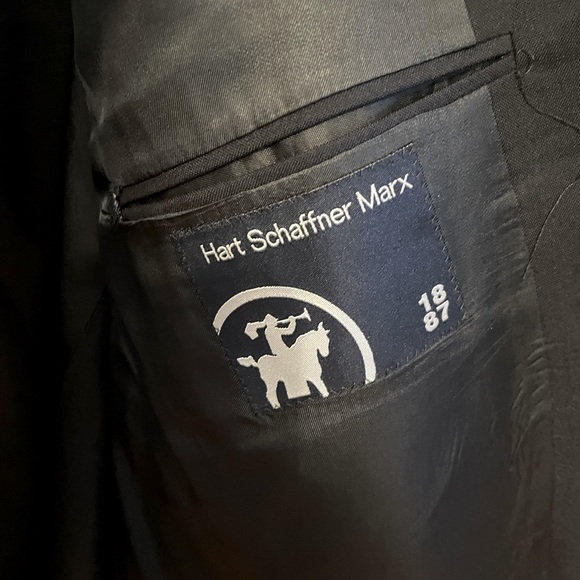 Hart Schaffner Marx Men’s Navy Blazer 52 PT - Picture 3 of 4